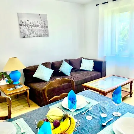 L Indemodable Renove Spacieux Et Lumineux Avec 2 Chambres Sarrebourg Exterior photo